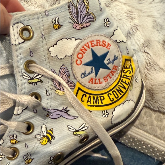 Converse Youth High-Tops with Rainbow and Cloud Design - Picture 10 of 10